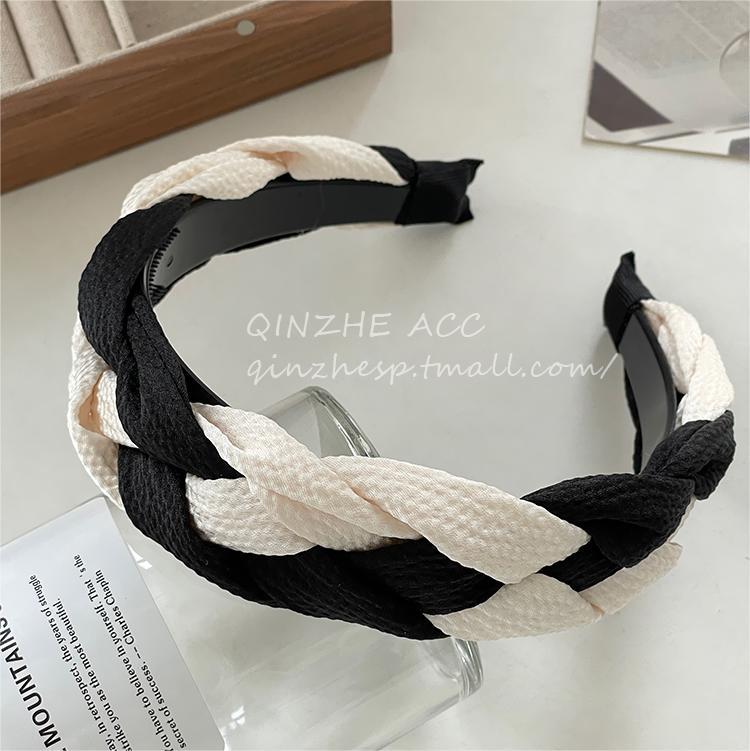 Nueva celebridad de Internet dentado antideslizante diadema horquilla todo partido simple tocado Elegante diadema de ala ancha para mujeres 2023