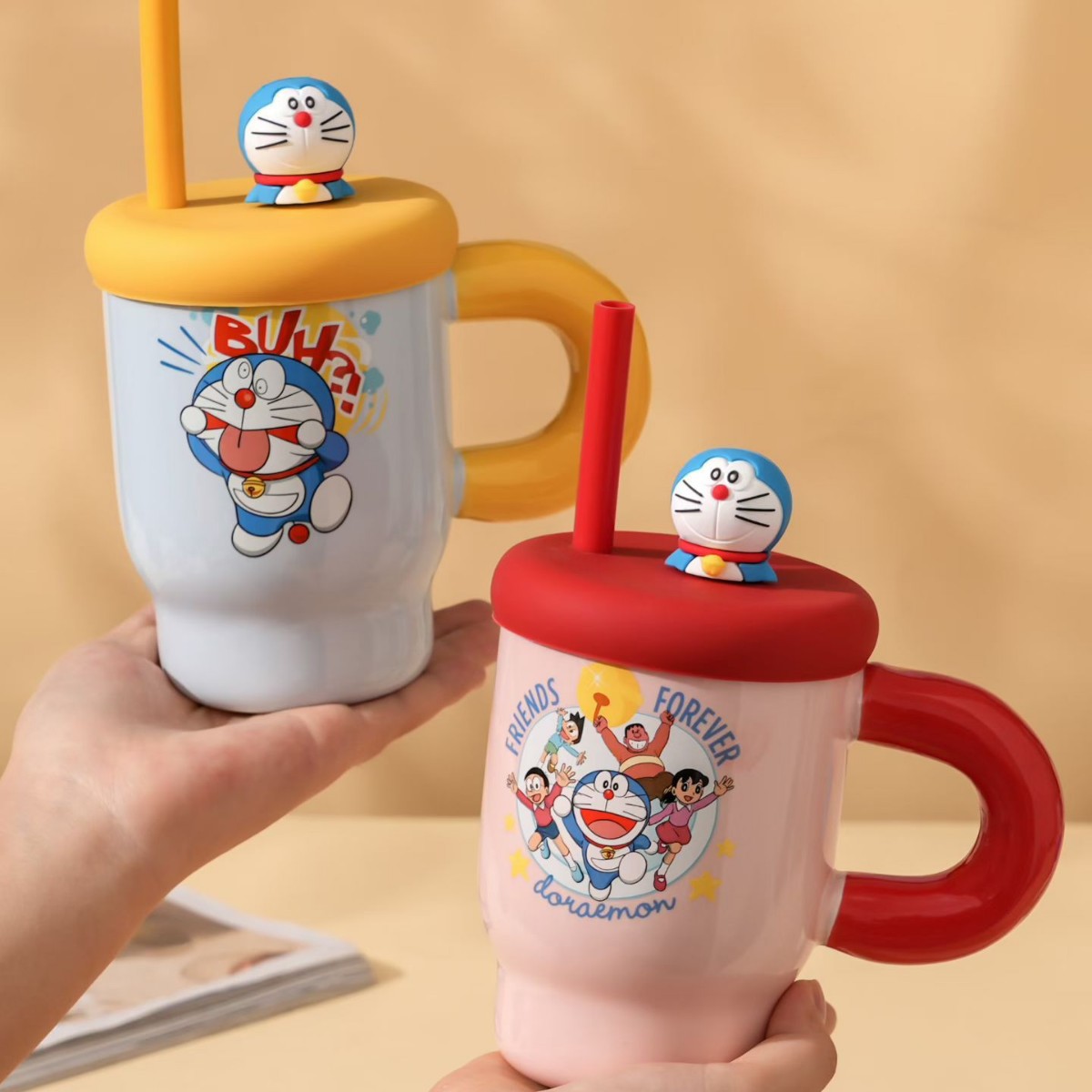 Caricatura creativa Dingdong gato taza de agua de paja personalidad Doraemon taza de cerámica regalo de mano adorable alto valor facial