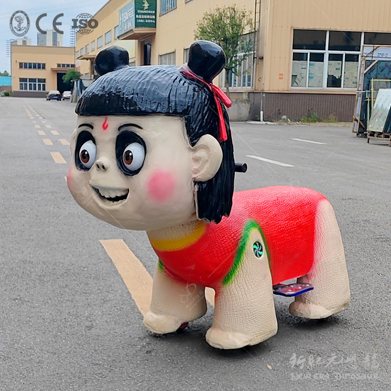 Simulación de silicona de piel suave dragón volador dinosaurio coche de atracciones en línea famoso padre-hijo centro comercial plaza fábrica de equipos de recreo fuente