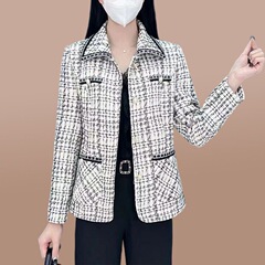 小香風コートの女性春秋服の新型フレンチジャカードの爆発的なゆるい小柄な短い格子の上着