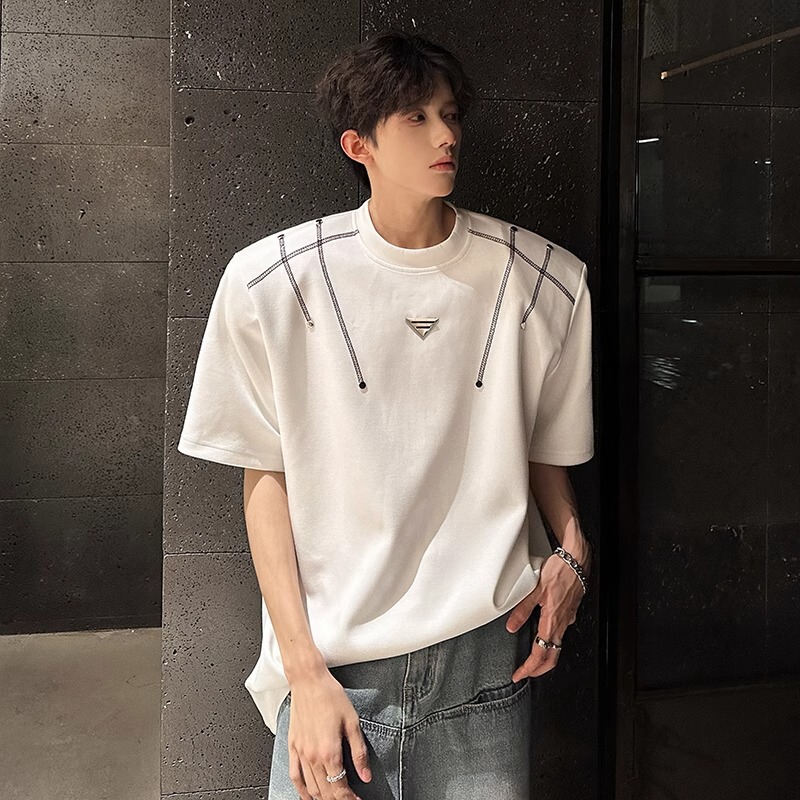 2025 New Thin Shoulder Pad T-Shirt for Men, Summer Niche Design, Stylish American High Street High-End Small Neckline Short