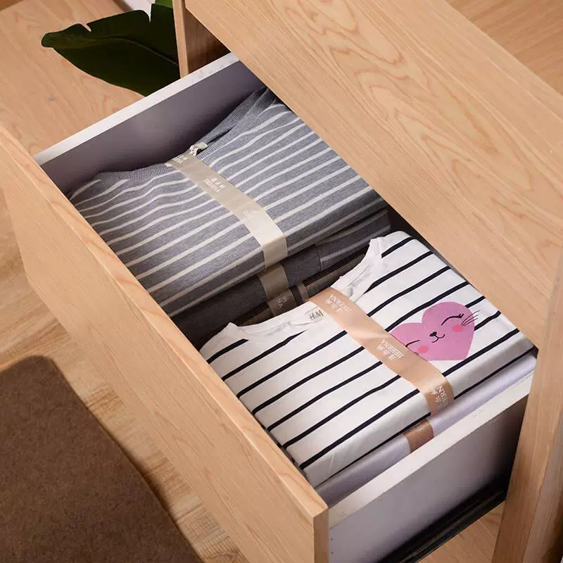 TikTok's same lazy clothes artifact that can be used to pull foldable shirt storage board folding clothes sorting artifact D177