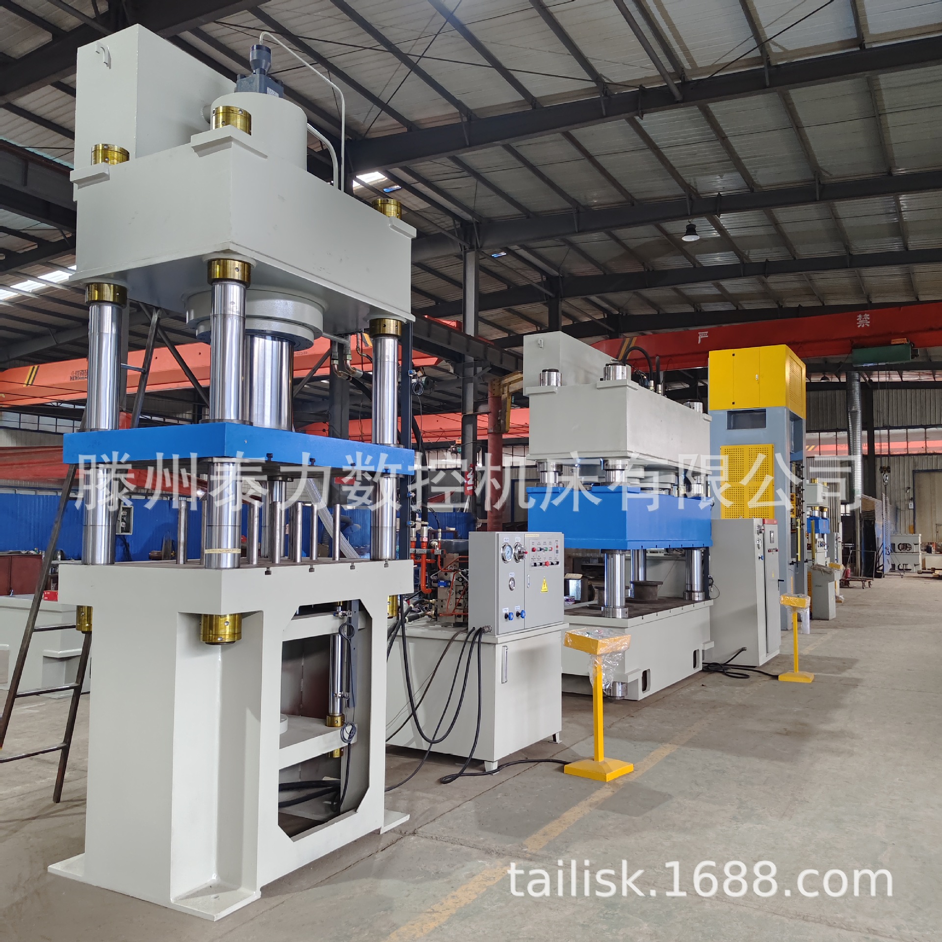 315吨400t电动车厢板集装箱板水箱成型金属不锈钢SMC500t大小台面