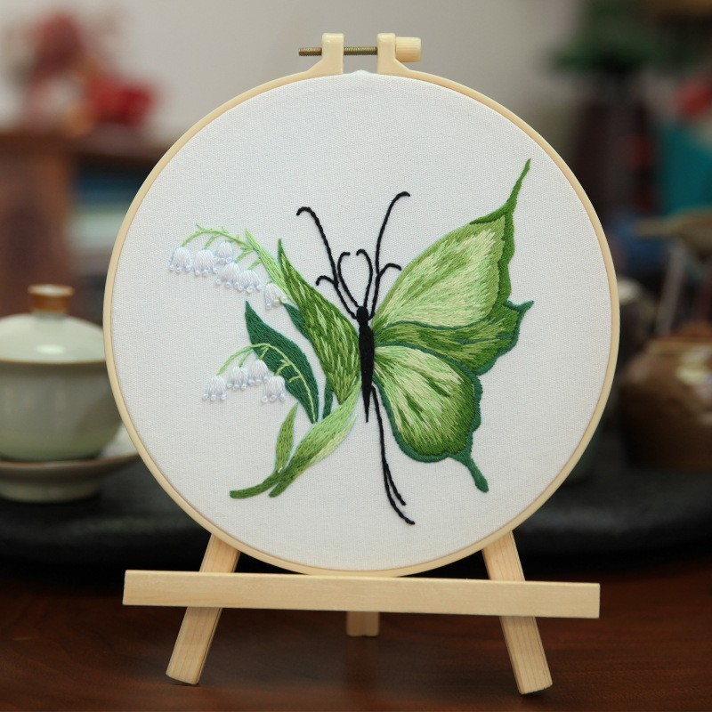 Bordado Diy Butterfly Colgante Lu Bordado Hecho a mano Paquete de material Juego de tres piezas Inglés Creative Children's Gift Flower Colgante