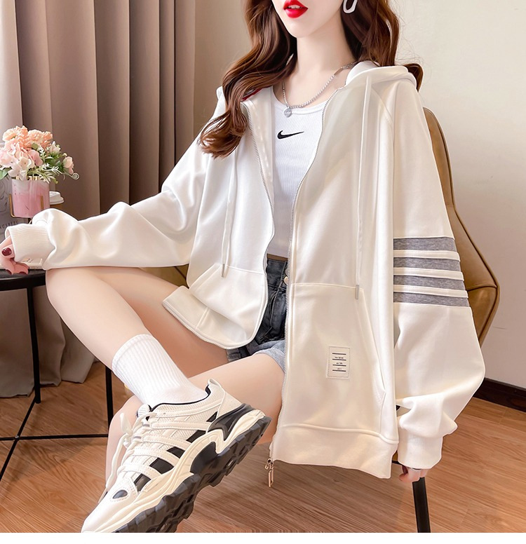 6_6c97c405-be38-49c8-a684-9b67