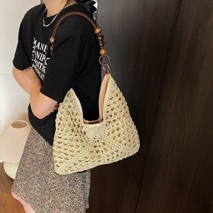 Straw beach capacious one-shoulder bag, summer travel bag, style
