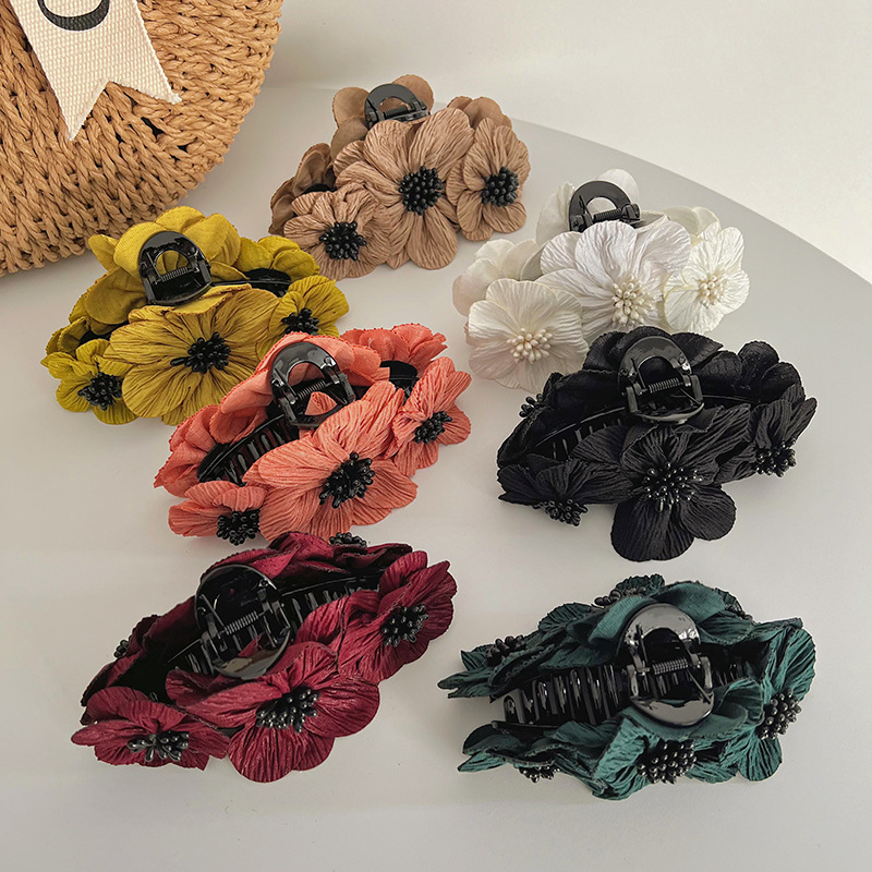 European And American Retro Simplicity Three-Dimensional Flower Elegant Hair Clip 2024 New Bow Hair Accessories Hairpin Ponytail Grabbing Clip display picture 1