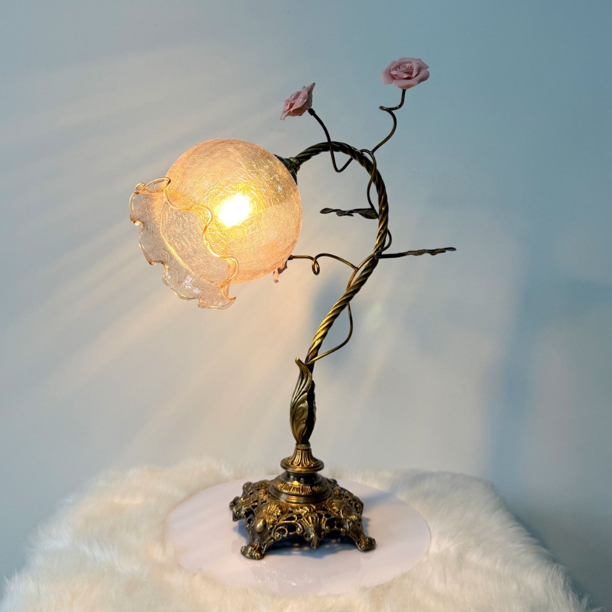 French Retro Table Lamp Vintage Antique Brass Pastoral Rose Living Room Bedroom Atmosphere Bedside Table Lamp