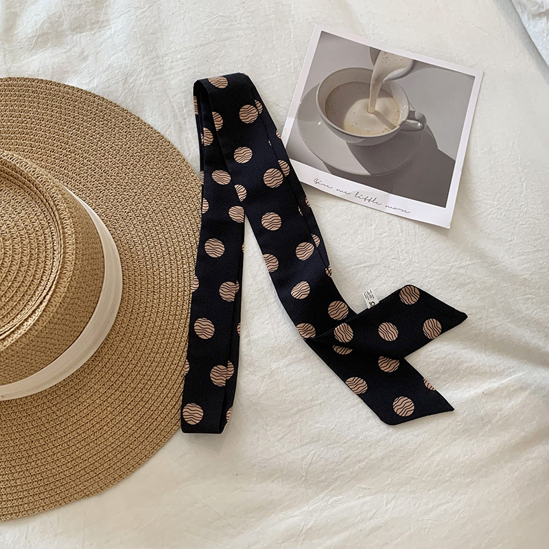 Bufanda de seda pequeña de lunares versión coreana femenina de todo fósforo ins bufanda de esquina larga y estrecha se puede combinar con bolso, camisa, cinta, cinta