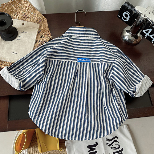 Cash in stock, embroidered blue strip shirt, boys 'fashionable striped shirt, children's thin coat, small and medium-sized children's casual shirt