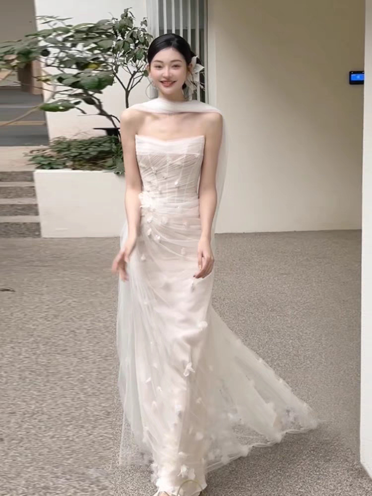 White Strapless Robe, Light Wedding Dress, Ultra-Fairy Style, Bri