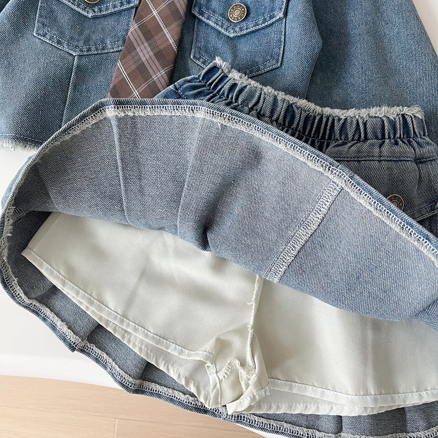 2024 Autumn New Girls' Versatile Korean Denim Coat+Denim Skirt Two Piece Set 67383_voghion.com