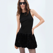 2025年夏季新款欧美跨境爆款时尚针织拼接亮片连衣裙优雅定向款