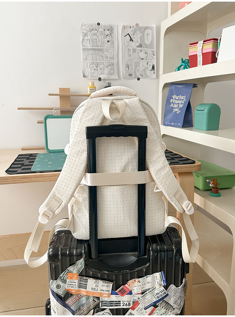 Herbst-Neukollektion Cartoon niedliche hochwertige Nylon großvolumige Rucksack für Schüler der Mittel- und Oberstufe Damen Pendler Doppelschulter-Rucksack