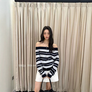 �P������ �nϵ�l�yһ���Iᘿ�������_���L��Ů����ȴ�¶������
