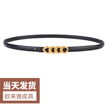 ������Ů���B��ȹ���r��������Ƥ���s�ٴ��n���b�Ƥ��Ů�r�к�ɫ