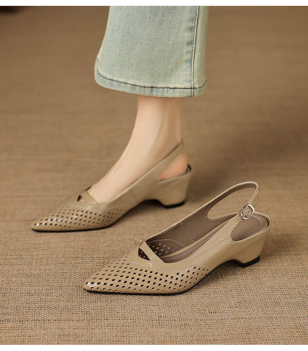 Sandal nữ gót thấp 5.5 cm mũi kín quai ngang khóa một chữ — màu trắng ngà chi tiết 6
