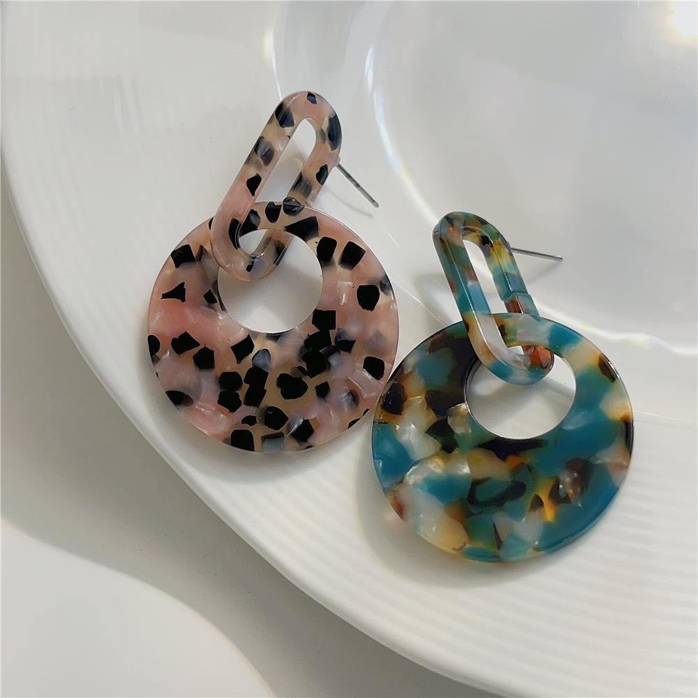 retro geometric acrylic earrings