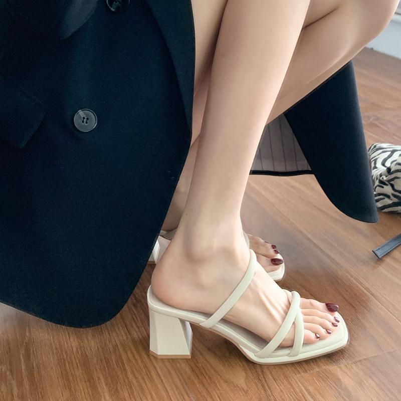Open-Toe High-Heeled Chunky Heel Slippers for Women 2025 Summer Square Toe Mid-Heel White Roman Sandals Versatile Fashion