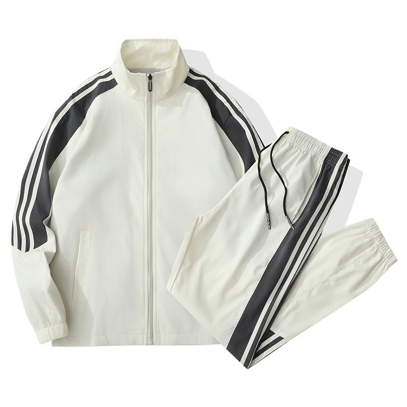 Spot primavera, otoño, invierno, deportes al aire libre, cuello de pie, ocio, hombre y mujer, conjunto de parejas