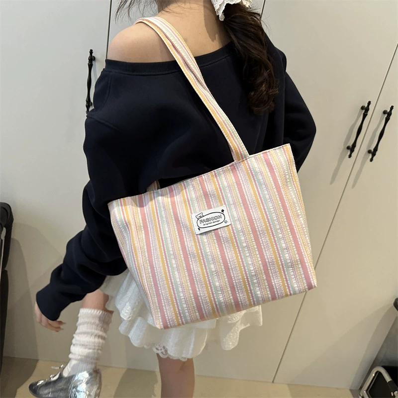 Большая вместительная сумка-тоут с контрастными полосками, лето 2025, новая универсальная студенческая сумка из холщовой ткани для женщин