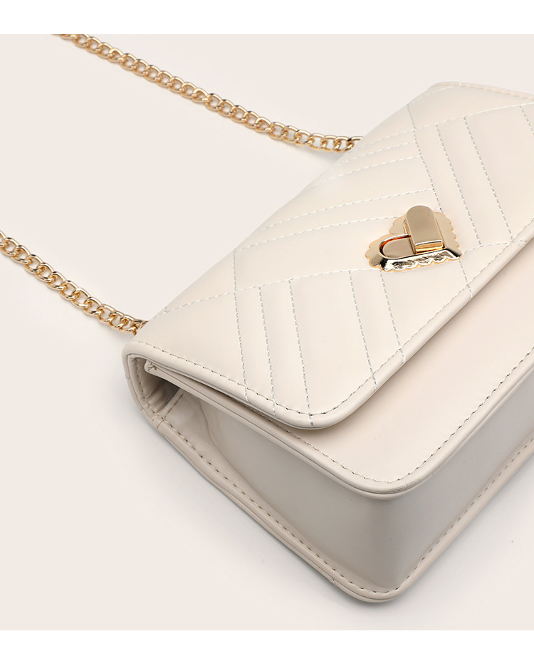Borsa a tracolla donna versatile con ricamo e catena alla moda_voghion.com