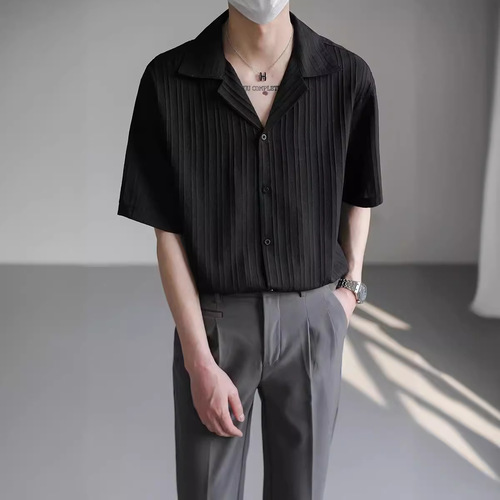 Men's 2024 Summer New Short-Sleeve Shirt, Cool and Stylish, Ice Silk Half-Sleeve Blouse, Casual 5-Sleeve Top