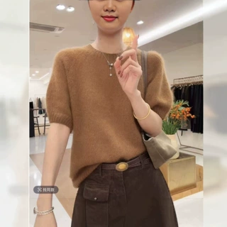 美拉德咖色洋气圆领短袖毛衣女秋冬2026新款松弛气质休闲叠穿上衣