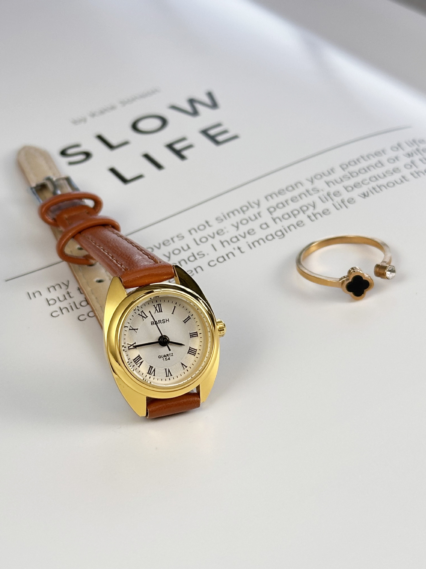 Geometric Pattern Casual Geometric Concealed Buckle Quartz Women's Watches