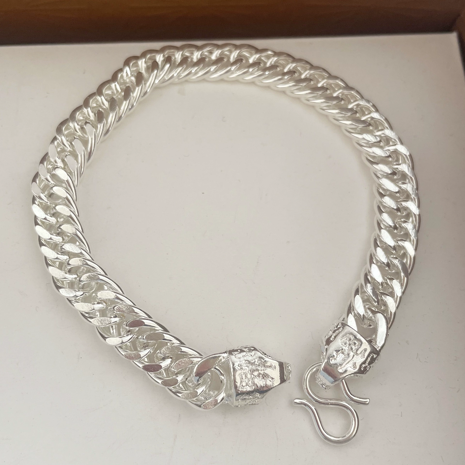 Золотой магазин в том же стиле, браслет-цепочка с пряжкой для мужчин и женщин, посеребренные интернет-знаменитости, ювелирные изделия, цепочка для босса, оптовая продажа