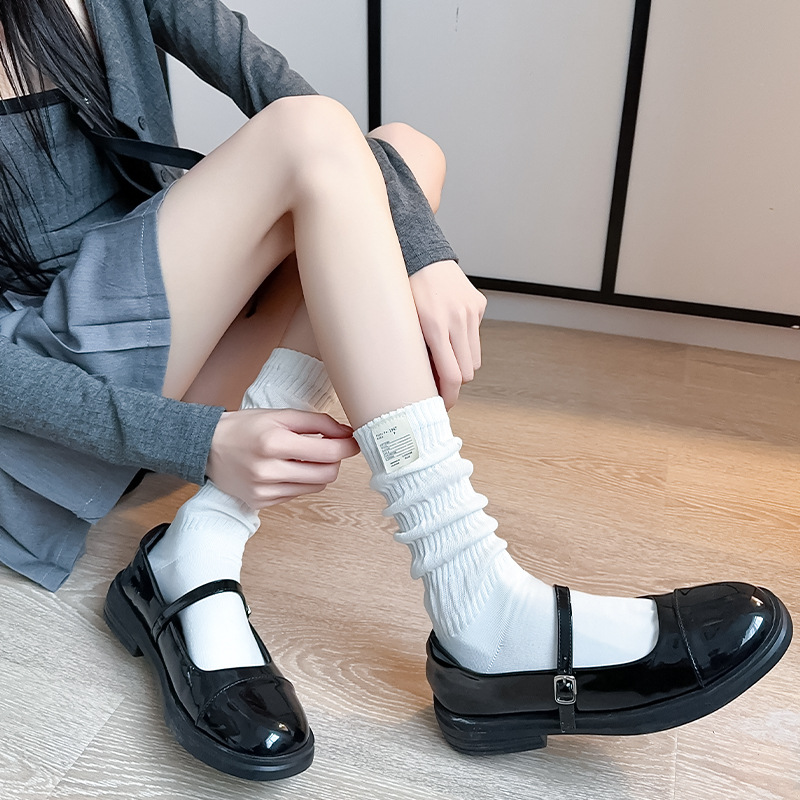 Calcetines de verano para mujeres calcetines delgadas de estilo coreano calcetines de pantorrilla de ballet sólido calcetines Zhuhai al por mayor