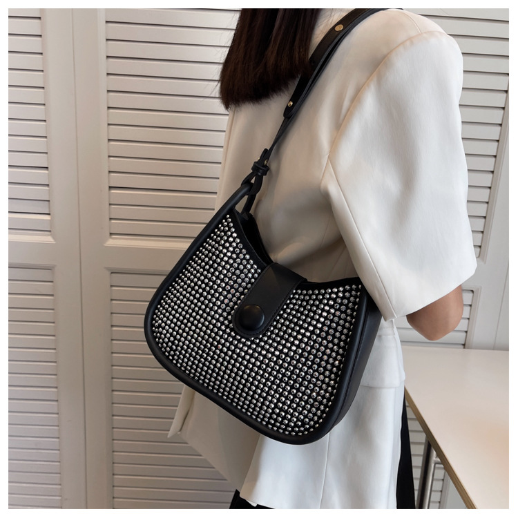 Geometric Pattern Punk Artificial Leather Rhinestone Zipper Square Black Shoulder Bags display picture 4