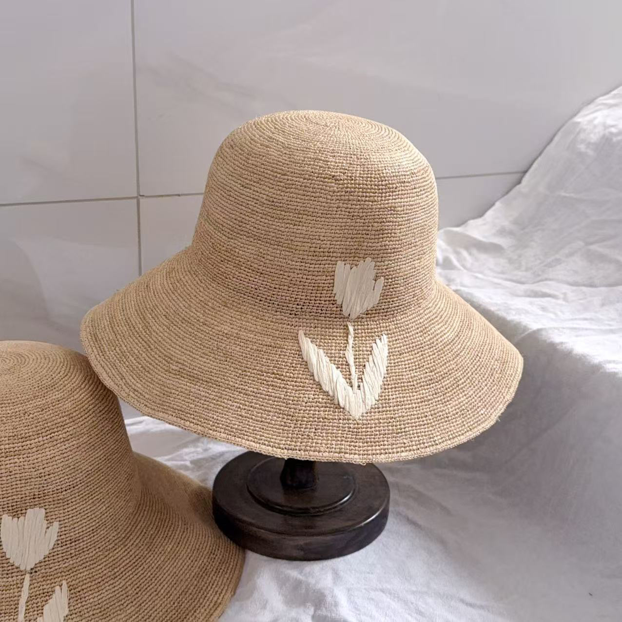 Hepburn Style Raffia Handwoven Straw For Women, Summer UV Protection Sun Hat, Beach Vacation Hat_voghion.com