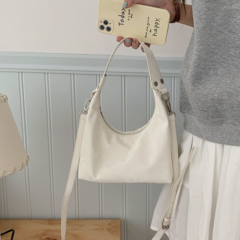 Niche design textured underarm bag 2024 new spring and summer women's shoulder messenger bag, soft silver cloud bag_voghion.com