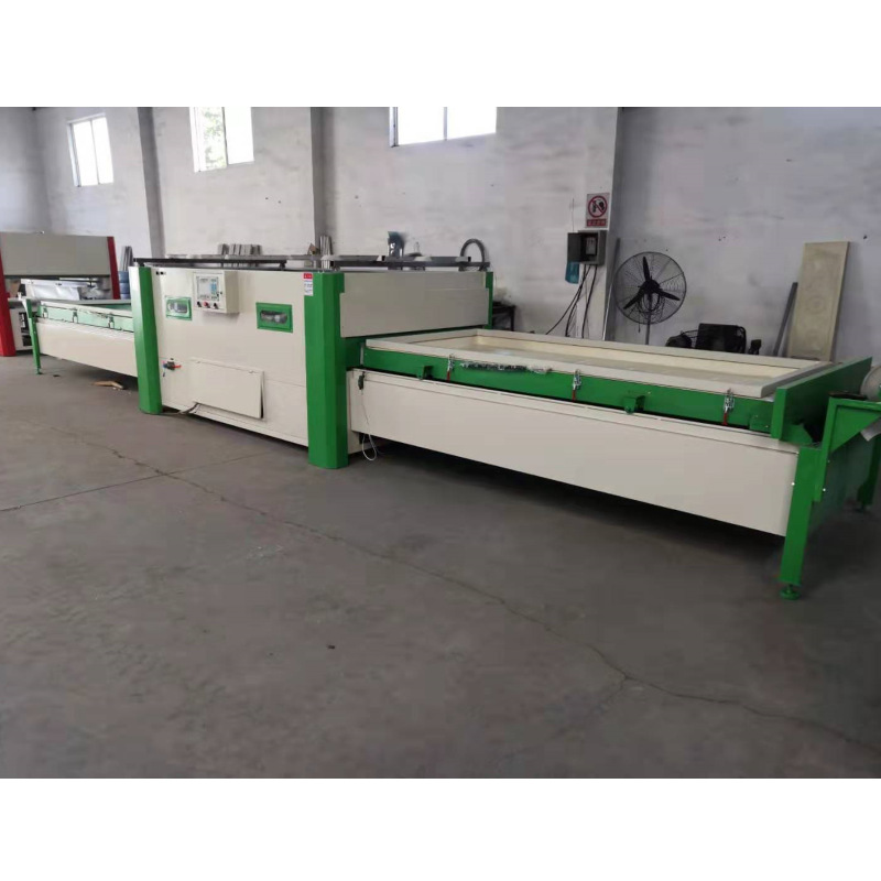 全自动底加温橱柜衣柜门板软硬包真空覆膜机皮革背景墙包覆机设备