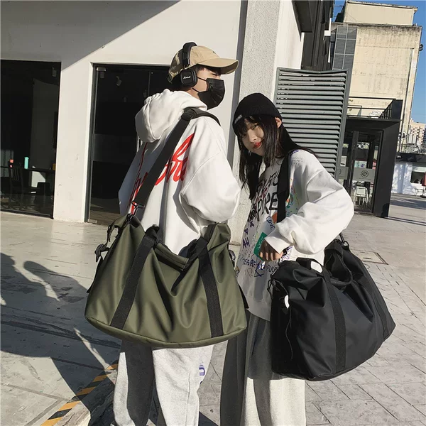 2026 Korean Version of the New Ins Style Travel Bag for Men and Women, Large Capacity Shoulder Bag, Simple Luggage Bag, Sports Fitness Bag