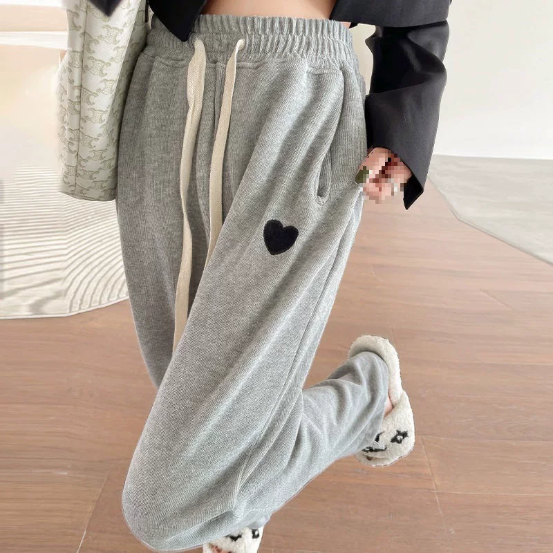 Спортивные брюки, 250 г/м², свободный прямой крой, шнурок
