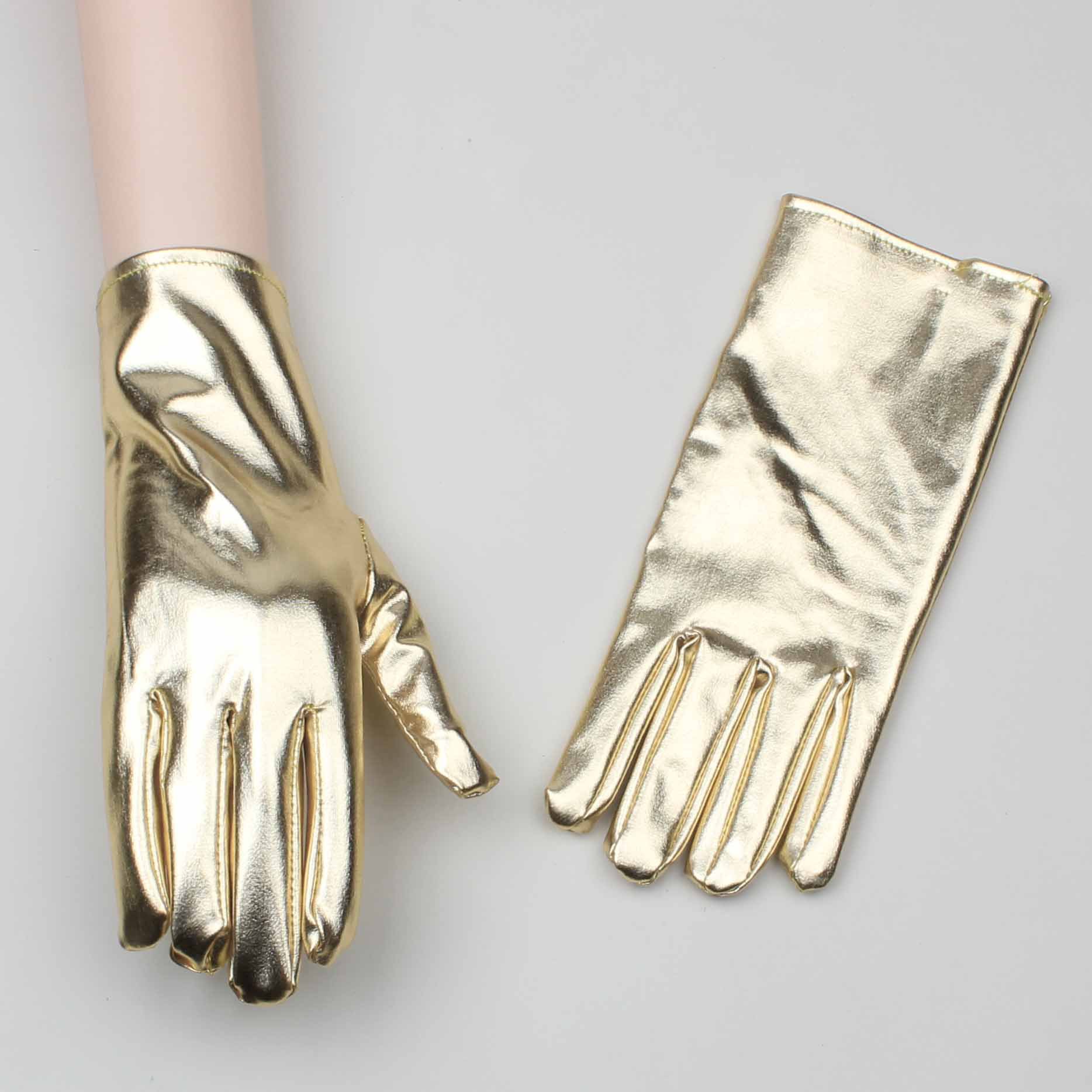 페이턴트 가죽 짧은 금색