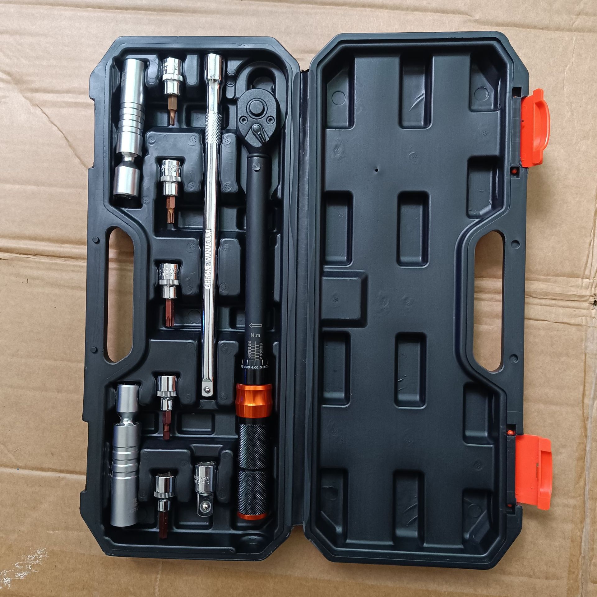 Llave de torque preestablecida llave de torque multifuncional llave de torque cromado 45 # mango de acero Escala de grabación en relieve