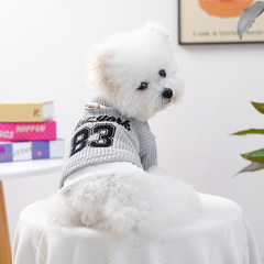 宠物衣服秋冬新款小型犬幼犬快乐狗猫保暖舒适纽约假两件卫衣