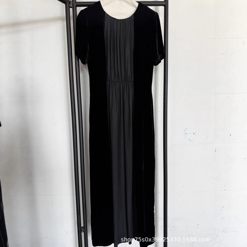 Autumn and Winter Extra Long Style Slim Fit Spliced ​​Silk Velvet Dress Autumn and Winter Women's Slim Dress