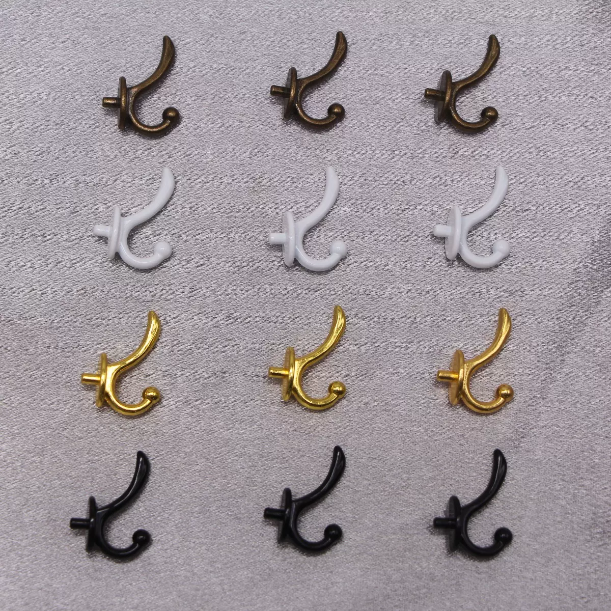 Dollhouse娃娃屋迷你仿真挂钩 微缩客厅卧室场景衣帽壁挂模型配件