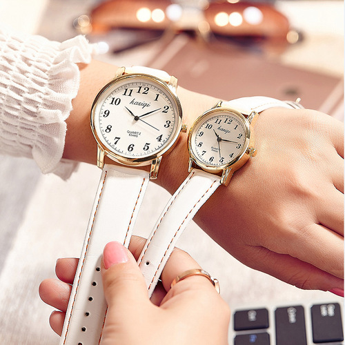 New style fashionable Korean brand watches, women's student quartz watches, men's belts, casual couple watches
