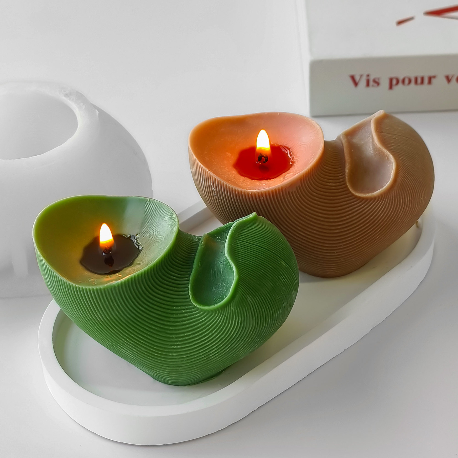 Jiahui Mei Angry Bug Mould Geometría Banana Mould DIY Adorno de goteo de pegamento