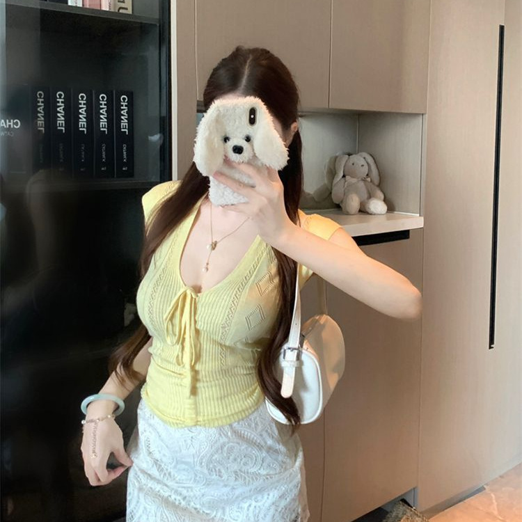 Korean Style Hollow-Out Knit Sweater for Women, 2026 Summer New Short-Sleeve Slim-Fit Fashionable Unique Youthful Exquisite Top