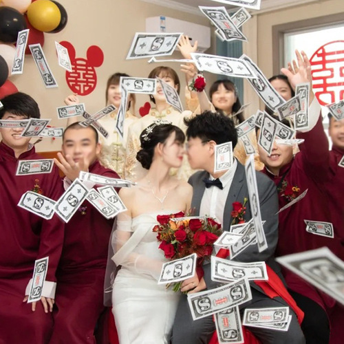 Bridesmaid photo money spray gun wedding reception money gun game wedding props chopsticks money machine door blocking spit machine
