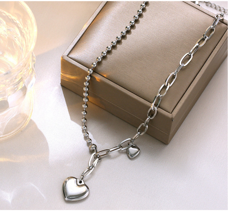 201 Stainless Steel Hip-Hop Polishing Heart Shape Long Necklace display picture 3