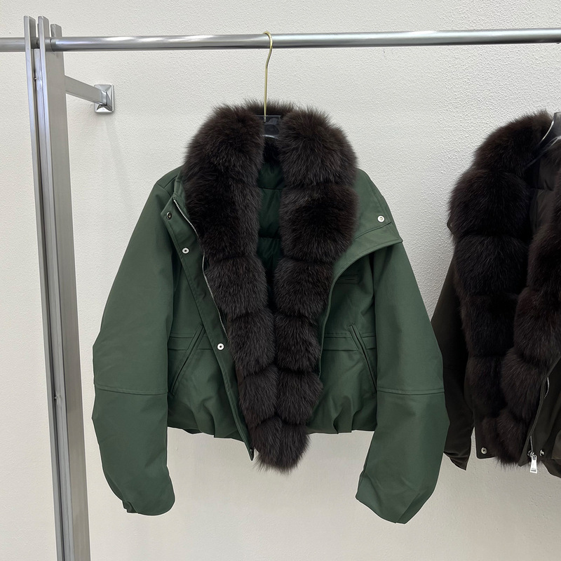 2026 Winter New Style Fox Fur Collar Short down Jacket for Women, Fashionable Loose Thick Warm Parka Coat 2026 Winter New Style Fox Fur Collar Short down Jacket for Women, Fashionable Loose Thick Warm Parka Coat