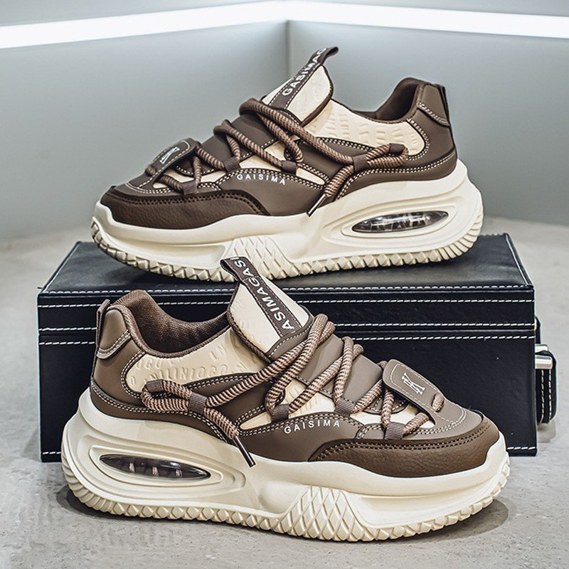 Zapatos de hombre 2025 moda nuevas zapatillas de cuero casuales con suela gruesa aumentada confortable estudiantes zapatos de moda de papá No. 46