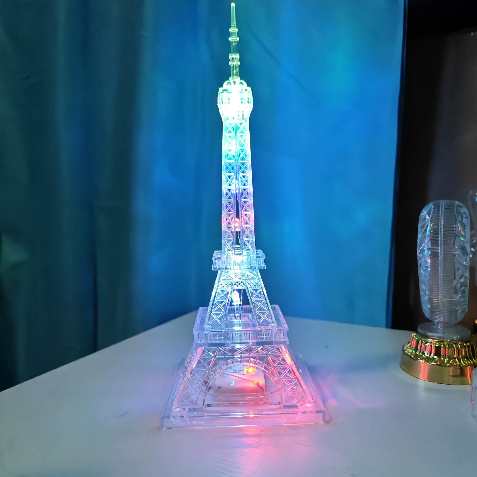 Сборка своими руками, предметы интерьера, светящаяся Эйфелева башня, красочный ночник, трехскоростной переключатель, Парижская башня, материал PS